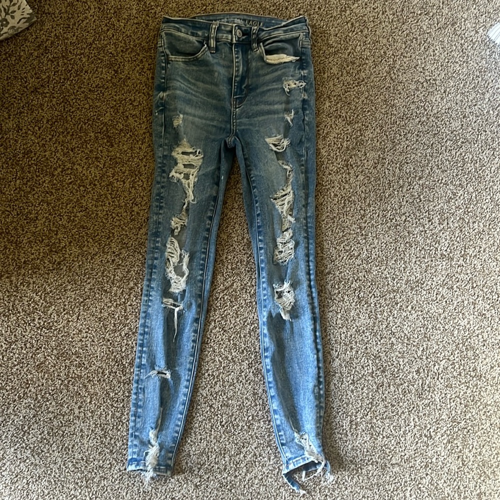 light wash american eagle skinny jeans